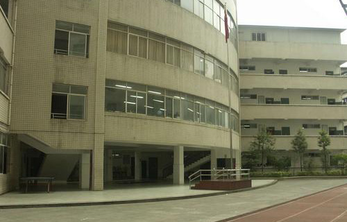 貴陽市建中學校怎么樣