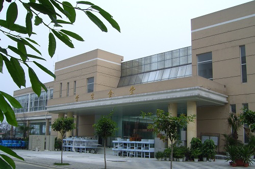 成都市工業(yè)學校2021年招生分數(shù)線