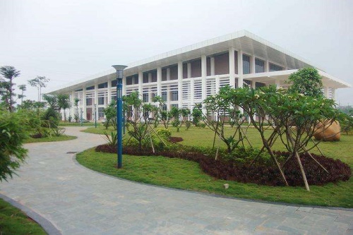 報考黔東南州國防學(xué)校,要滿足哪些條件