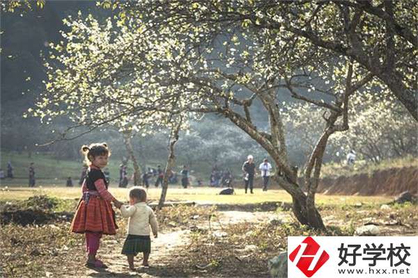 張家界少數(shù)民族加分政策是什么？中專升大專加分嗎？
