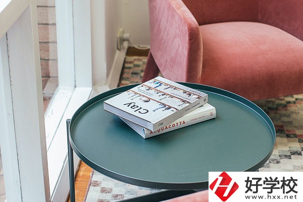 懷化啟航衛(wèi)生學(xué)校護(hù)理專業(yè)好不好？學(xué)費貴嗎？