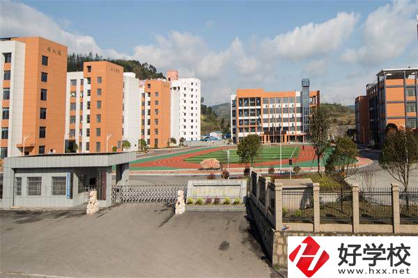 湘西有哪些學(xué)美發(fā)的中職學(xué)校？專(zhuān)業(yè)好就業(yè)嗎？