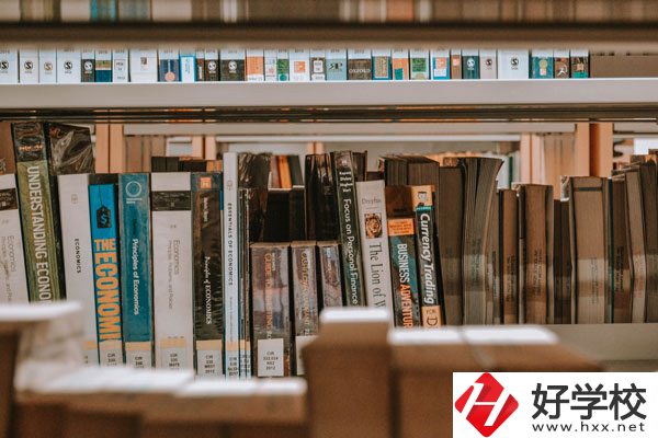 懷化市工業(yè)中等專業(yè)學(xué)校好不好？宿舍怎么樣？