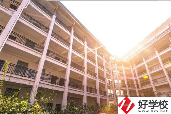 湘西有哪些重點技校可以推薦？學(xué)校特色是什么？