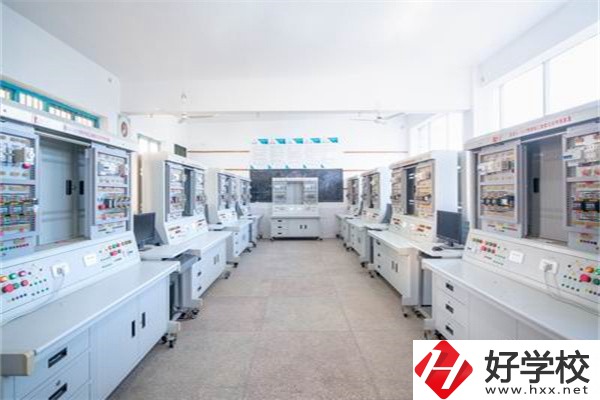 邵陽設(shè)計重點(diǎn)中專有哪幾所？有什么辦學(xué)特色？