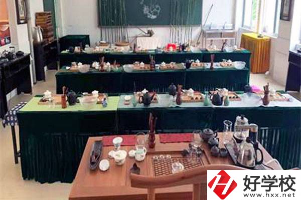 張家界有哪些公辦中職學校？有什么特色專業(yè)？