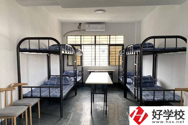 資興市職業(yè)技術學校值得報考嗎？有什么專業(yè)可以學？
