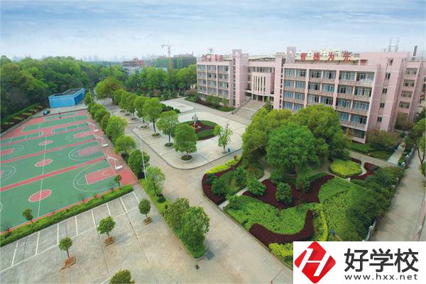 衡陽市高級技工學校操場