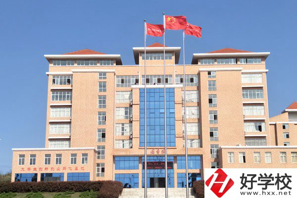 冷水灘有哪些技工學(xué)校？辦學(xué)條件怎么樣？