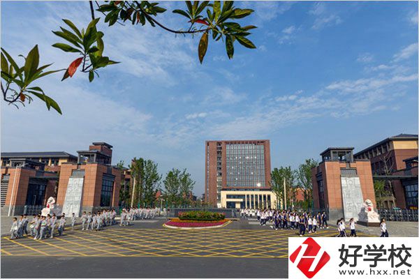 常德公辦職校學(xué)費一般是多少？