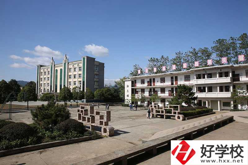 湖南有開設(shè)特種動物養(yǎng)殖專業(yè)的中職學校嗎？