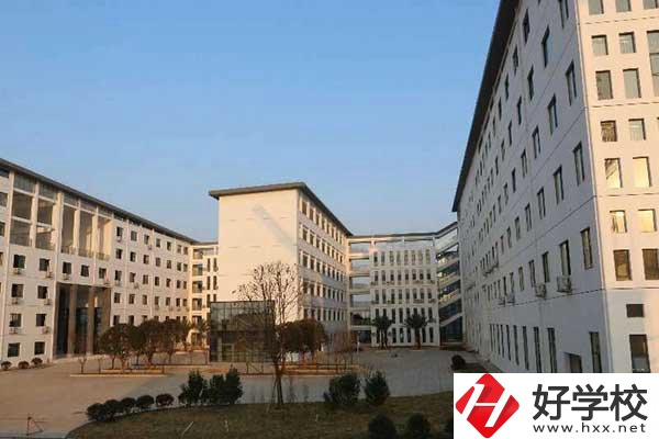 衡南縣有重點(diǎn)中職學(xué)校嗎？值得去讀嗎？