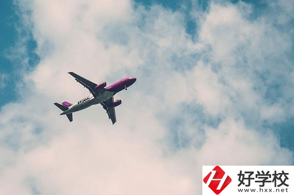 永州龍翔中等職業(yè)技術(shù)學校學航空專業(yè)