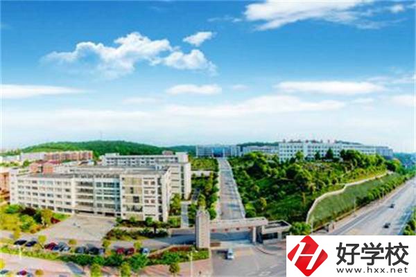 邵陽有初中生可以學(xué)的五年制專業(yè)嗎？開設(shè)學(xué)校是哪所？