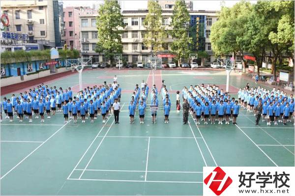 長沙財(cái)經(jīng)學(xué)校有五年制大專班嗎？能選什么專業(yè)？