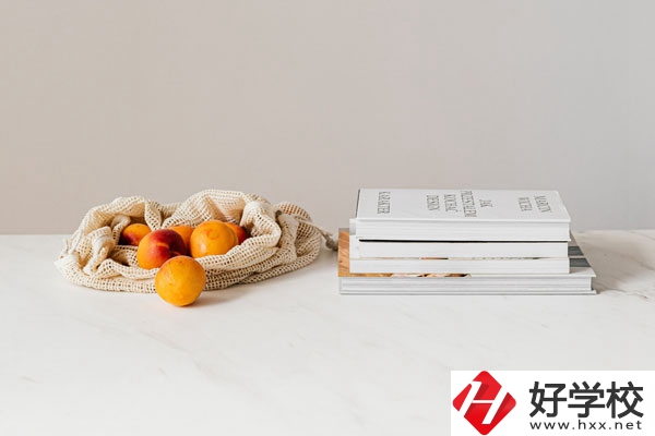 懷化啟航衛(wèi)生學(xué)校辦學(xué)地址在哪兒？