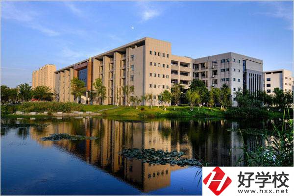 湖南幼兒師范高等?？茖W(xué)校（中職部）教學(xué)樓