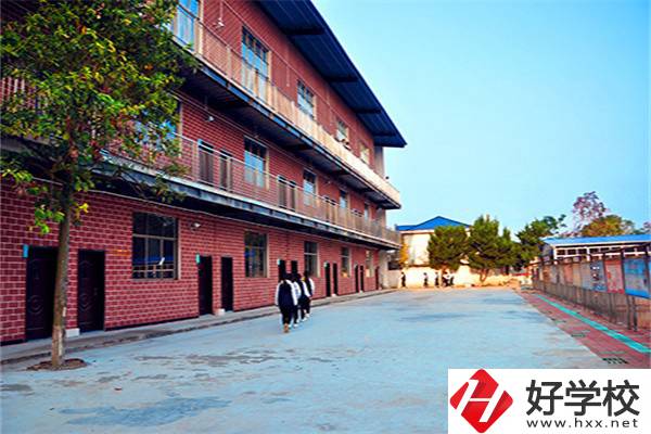 懷化好的民辦中職有哪些？辦學條件怎么樣？