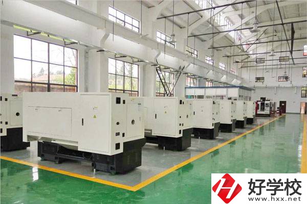 株洲南方航空高級(jí)技工學(xué)校有哪些招生專業(yè)？前景如何？