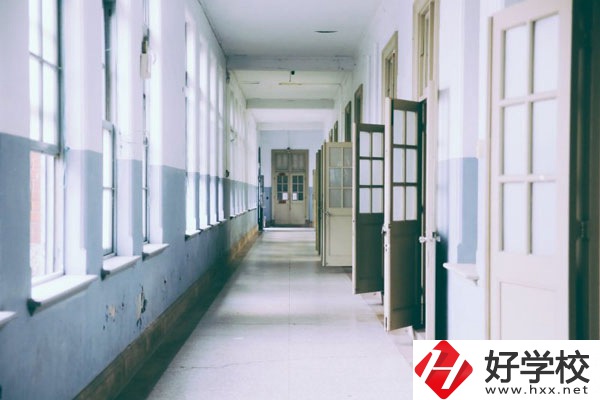 湖南婁底幼兒師范怎么樣？4個方面全方位介紹學(xué)校