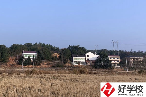 永州市工商職業(yè)中專有哪些專業(yè)？