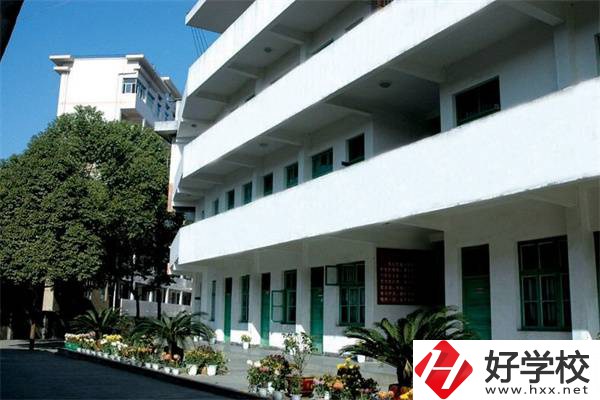 湘西學什么專業(yè)好就業(yè)？有什么學校推薦？