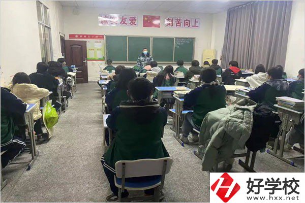 湖南華航鐵路科技技工學(xué)校的校園管理如何？