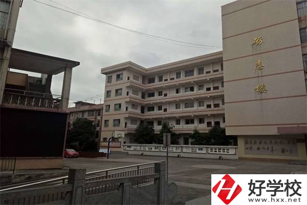 湘西民族女子中等職業(yè)學(xué)校有哪些專業(yè)？招生要求高嗎？