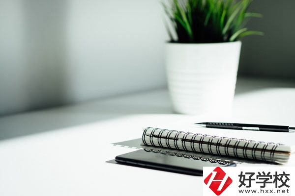 湖南省道縣師范學校好不好？什么專業(yè)女生最多？