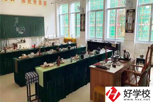 張家界旅游學校實訓室