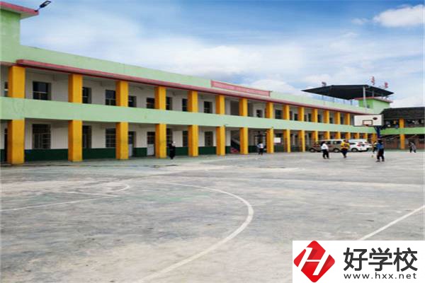 龍山縣誠信職業(yè)技術(shù)學(xué)校有升學(xué)班嗎？升學(xué)率是多少？