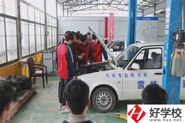 邵陽市雪峰博雅職業(yè)學(xué)校是什么學(xué)校？有什么辦學(xué)優(yōu)勢？