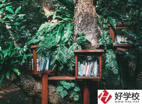 湖南華航鐵路科技技工學(xué)校師資情況如何？有哪些專業(yè)？