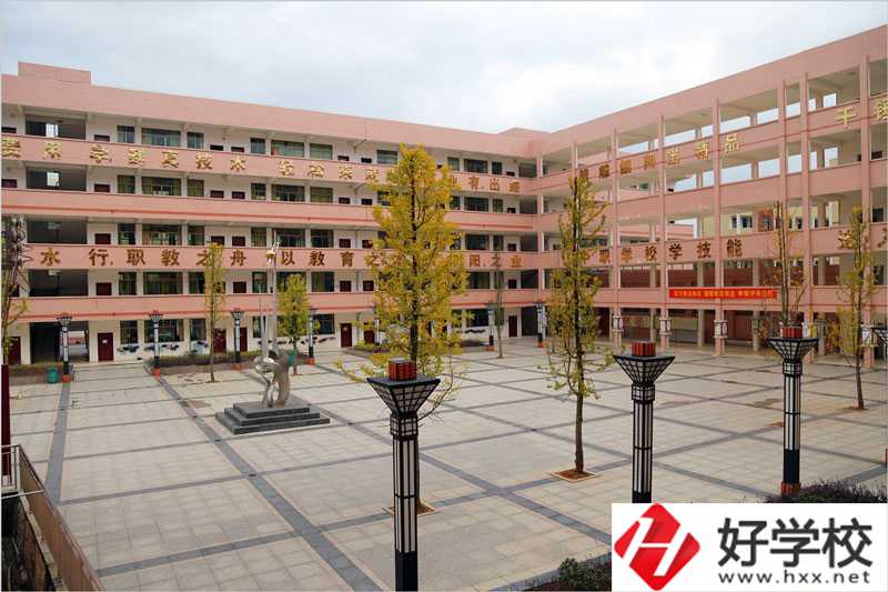祁陽縣職業(yè)中等專業(yè)學(xué)校師資情況如何？