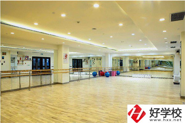 邵陽武岡有哪些中職學(xué)校？哪一所比較好？