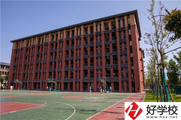 湖南有哪些財經(jīng)類的公辦職校？