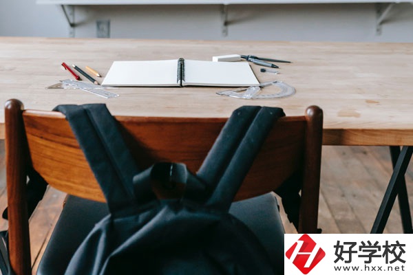 湘南船山技工學校好不好？環(huán)境怎么樣？