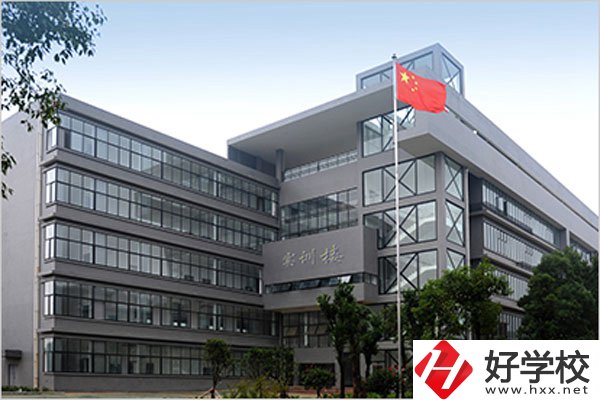 湘潭湘鋼高級(jí)技校有什么專業(yè)？就業(yè)去向如何？