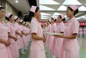 中專學(xué)歷、護(hù)理專業(yè)現(xiàn)在可以報(bào)考執(zhí)業(yè)藥師證嗎？