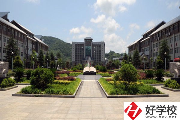 湘西州經(jīng)濟(jì)貿(mào)易學(xué)校好嗎？有什么辦學(xué)特色？