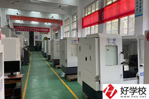 湖南省工業(yè)貿(mào)易學校在什么位置？有哪些辦學優(yōu)勢？