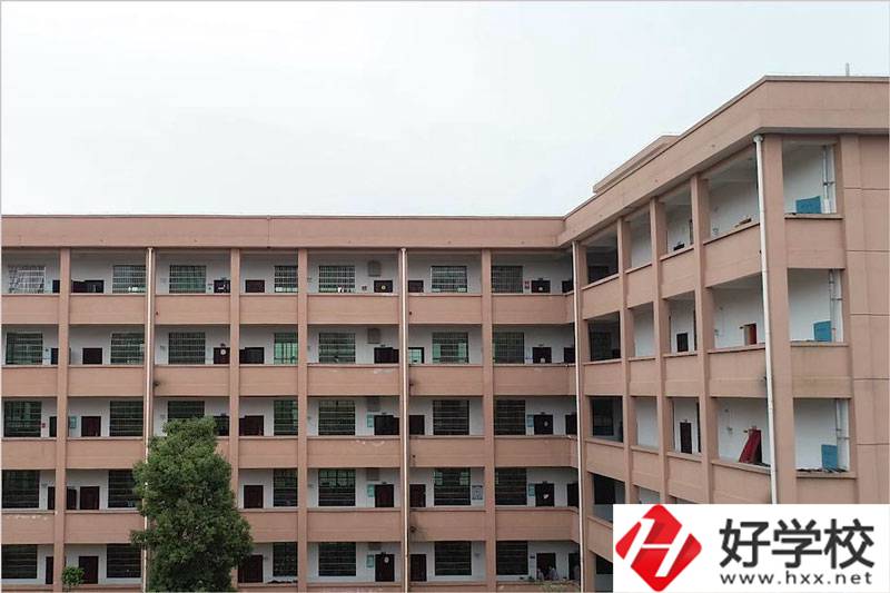 邵陽(yáng)創(chuàng)業(yè)科技學(xué)校教學(xué)樓