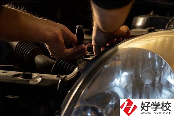 長沙中職學校有什么熱門專業(yè)？哪些適合女生學習？