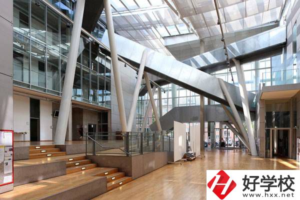 湖南職高學校排名較好的學校是哪些？有什么專業(yè)？