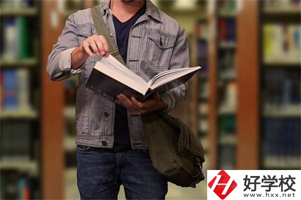 在湖南就讀普通高中和職業(yè)高中有什么區(qū)別？職高怎么樣？