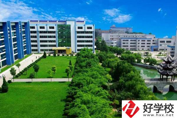 桃江縣職業(yè)中專學(xué)校的辦學(xué)特色怎么樣？