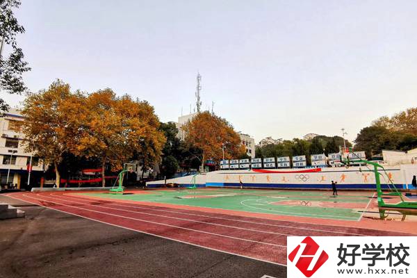湖南省交通科技職業(yè)中專學(xué)校的培養(yǎng)方式如何？