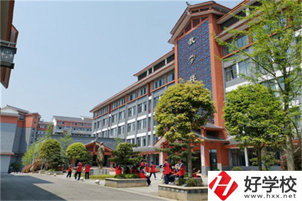 懷化體校有散打班嗎？學(xué)體育類專業(yè)怎么樣？