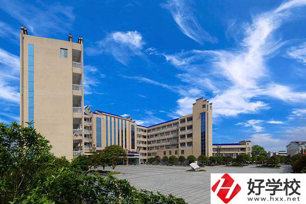 永州市工商職業(yè)中等專(zhuān)業(yè)學(xué)校教學(xué)樓