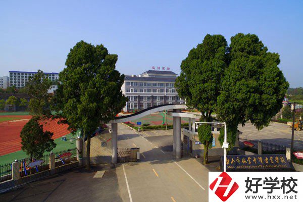 韶山市職業(yè)中等專業(yè)學(xué)校的專業(yè)怎么樣？有哪些優(yōu)秀教師？